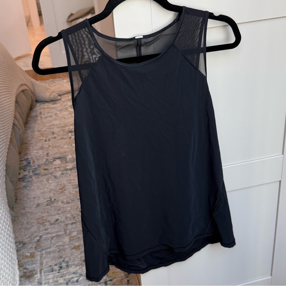 Lululemon black open back tank top